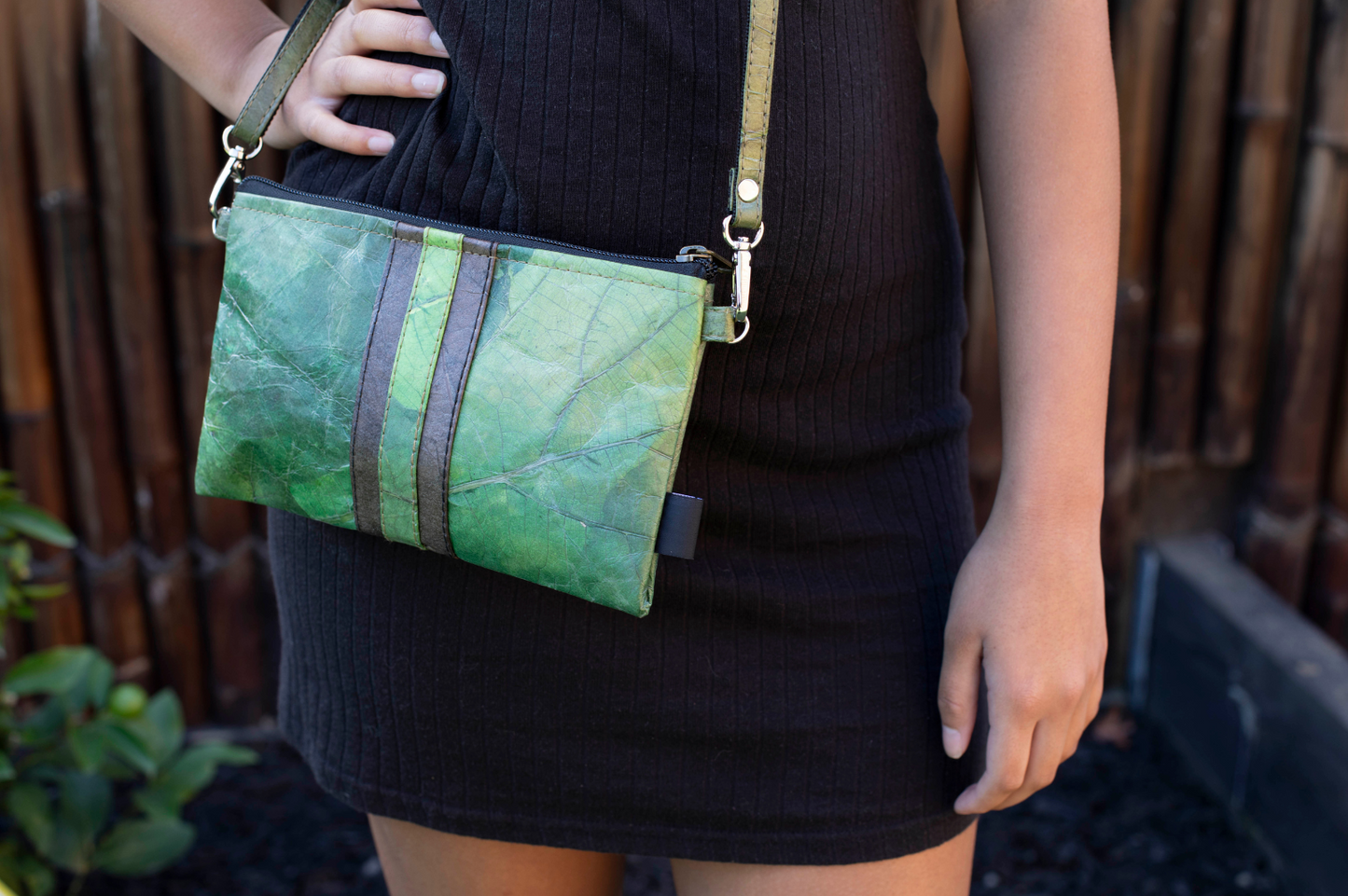 Vegan Leather Slim Line Bag - Green