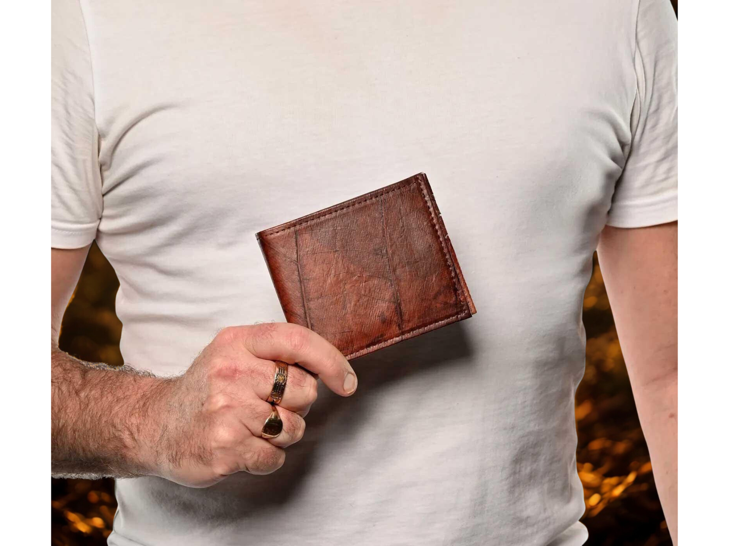 Messenger Bag – Ultimate Pack | Ethical Vegan Leaf Leather Gift Set