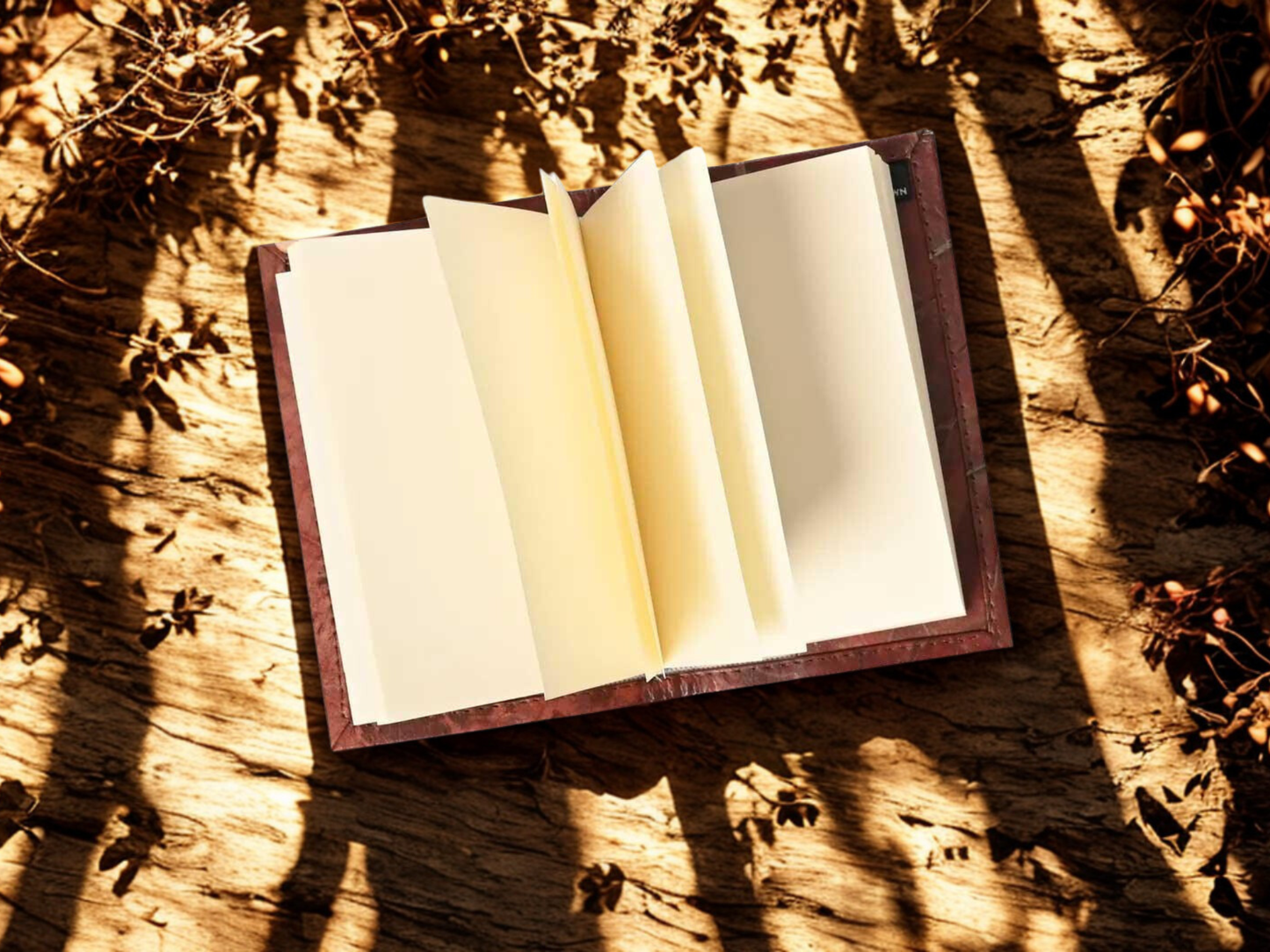 Messenger Bag – Ultimate Pack | Ethical Vegan Leaf Leather Gift Set