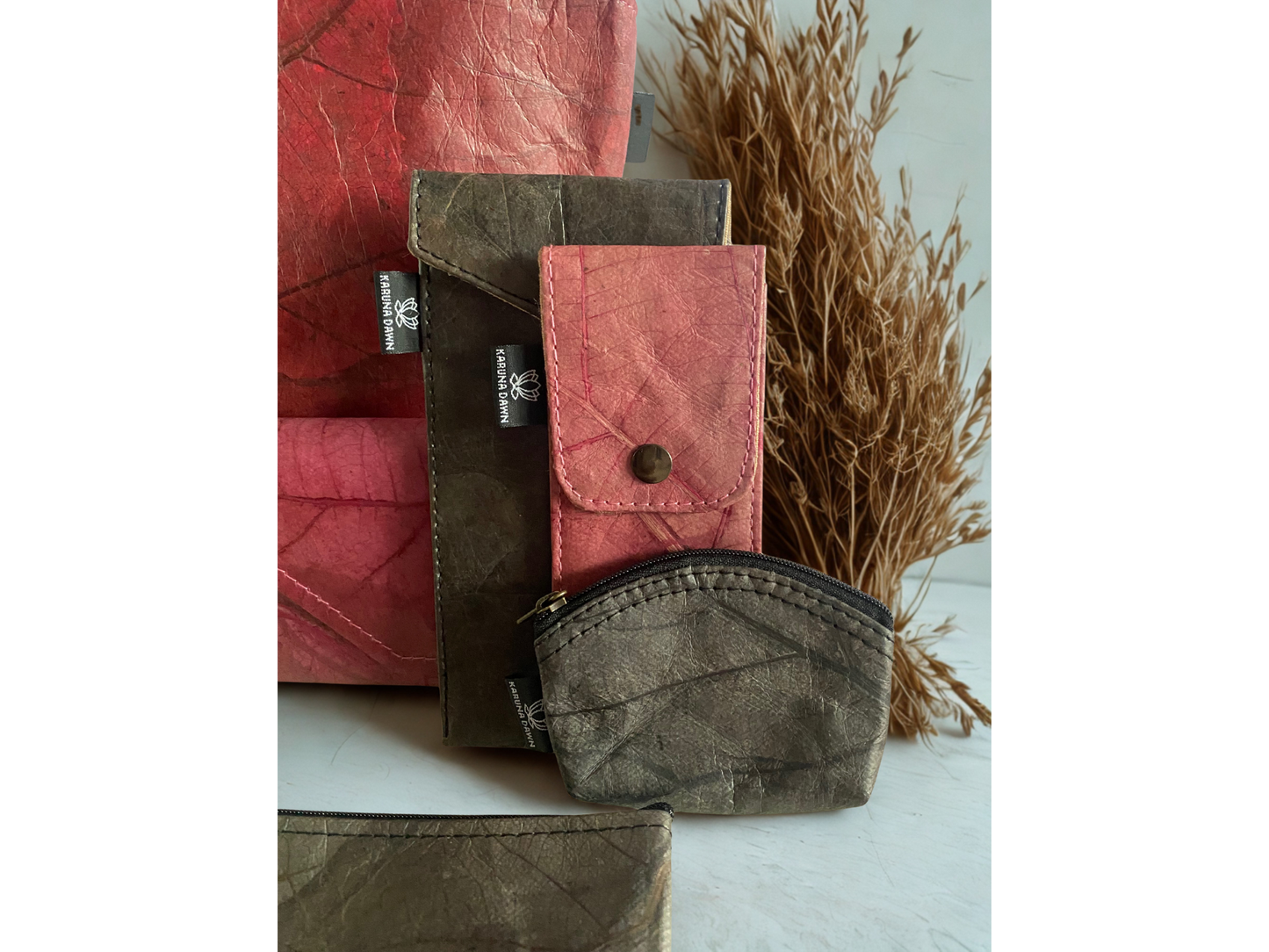 Tote Bag Luxury Pack | Vegan Leaf Leather Gift Set | Karuna Dawn